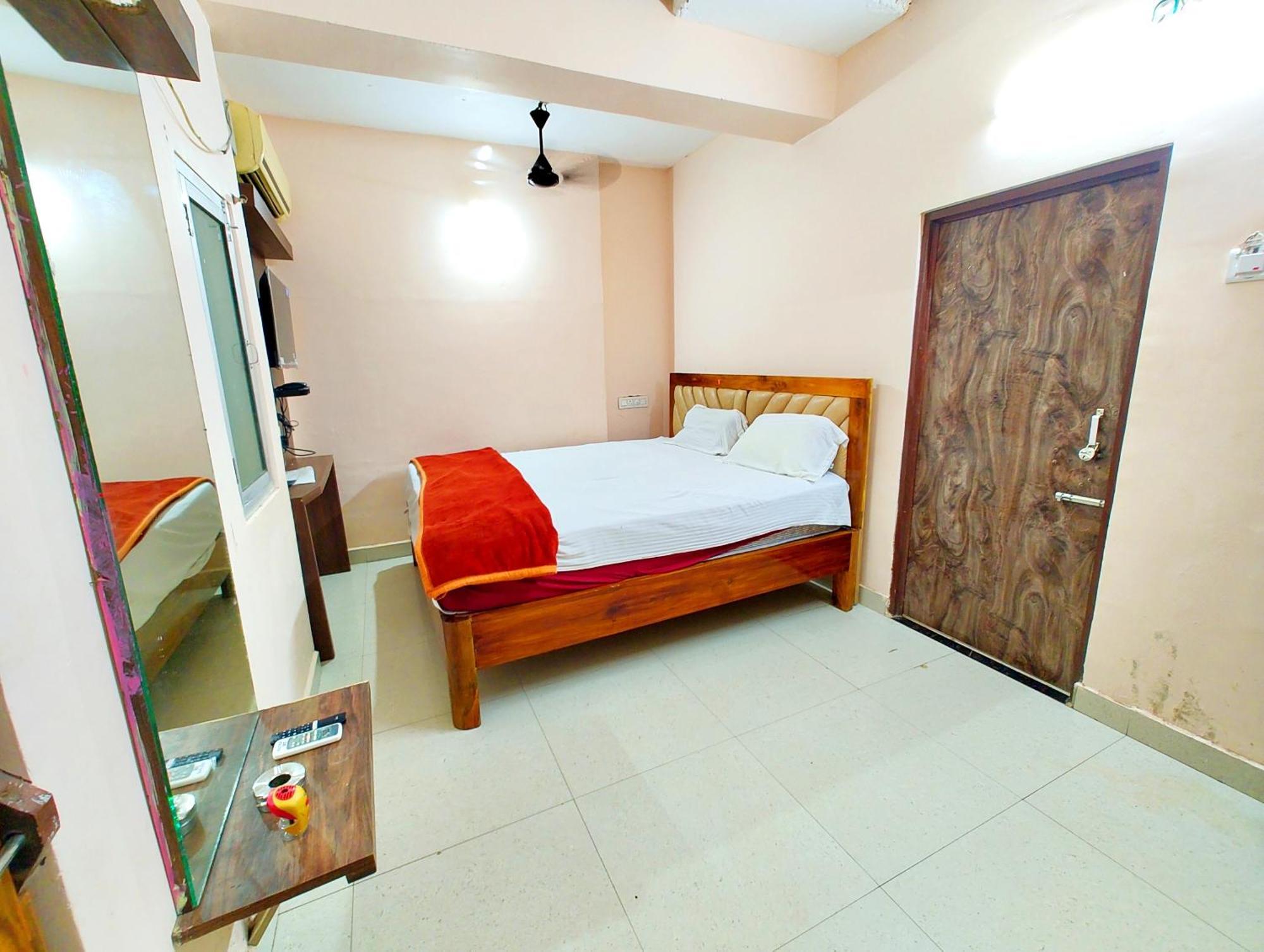 The Hasabasa ! - A Fully Air Conditioned Near Sea - With Service, Parking, Free Wifi, Spacious & Comfortable Facilities Available - In Hotel Puri